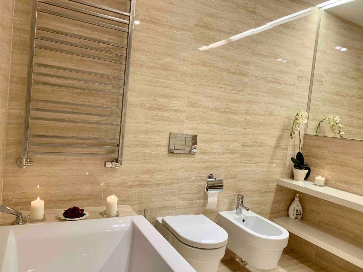 Luxury Apartment In The Center Of Prag Exteriör bild