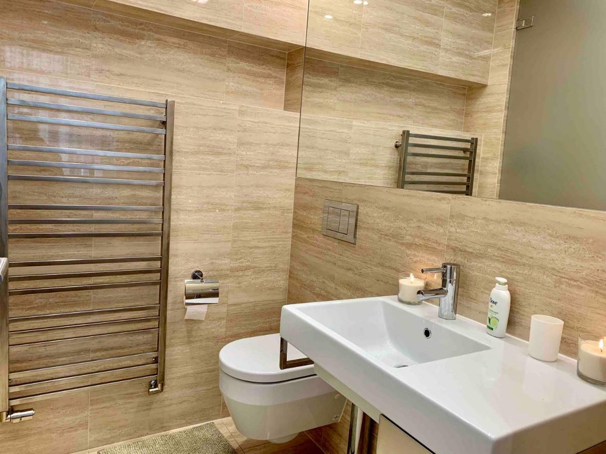 Luxury Apartment In The Center Of Prag Exteriör bild