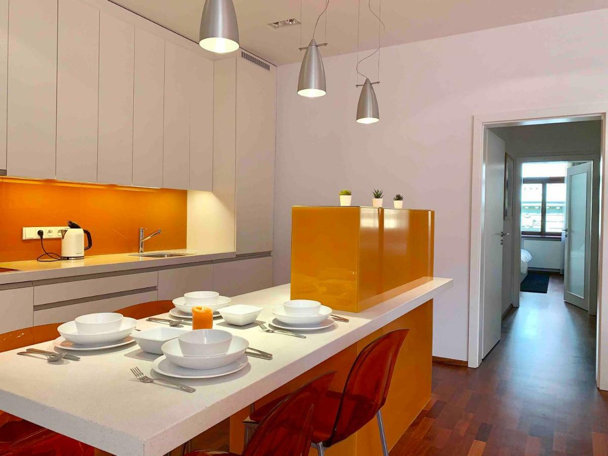 Luxury Apartment In The Center Of Prag Exteriör bild