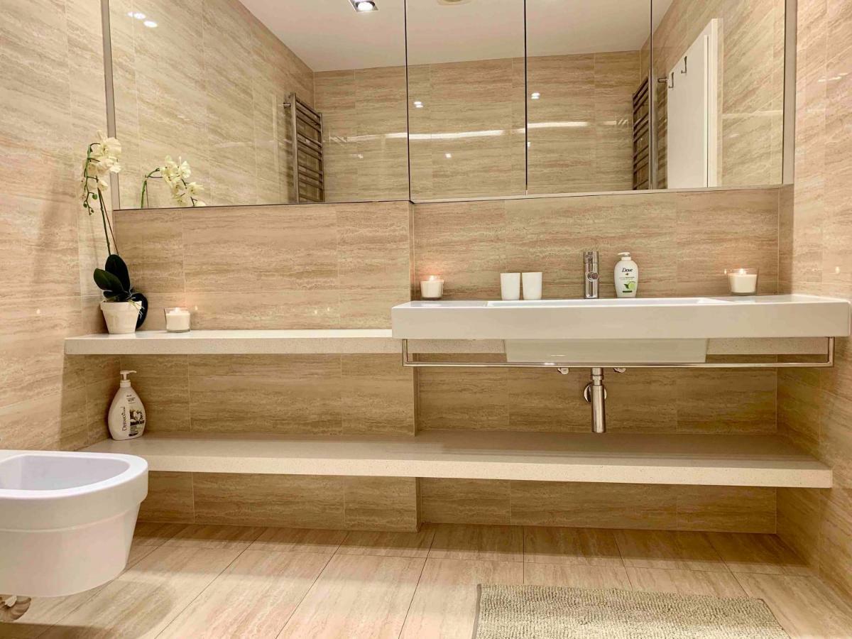 Luxury Apartment In The Center Of Prag Exteriör bild