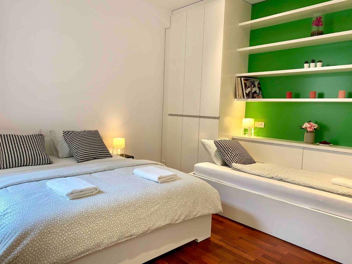 Luxury Apartment In The Center Of Prag Exteriör bild